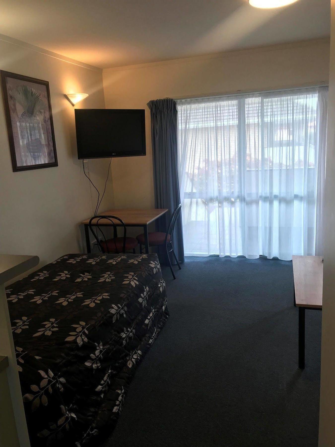 Fenton Court Motel Rotorua Exteriör bild