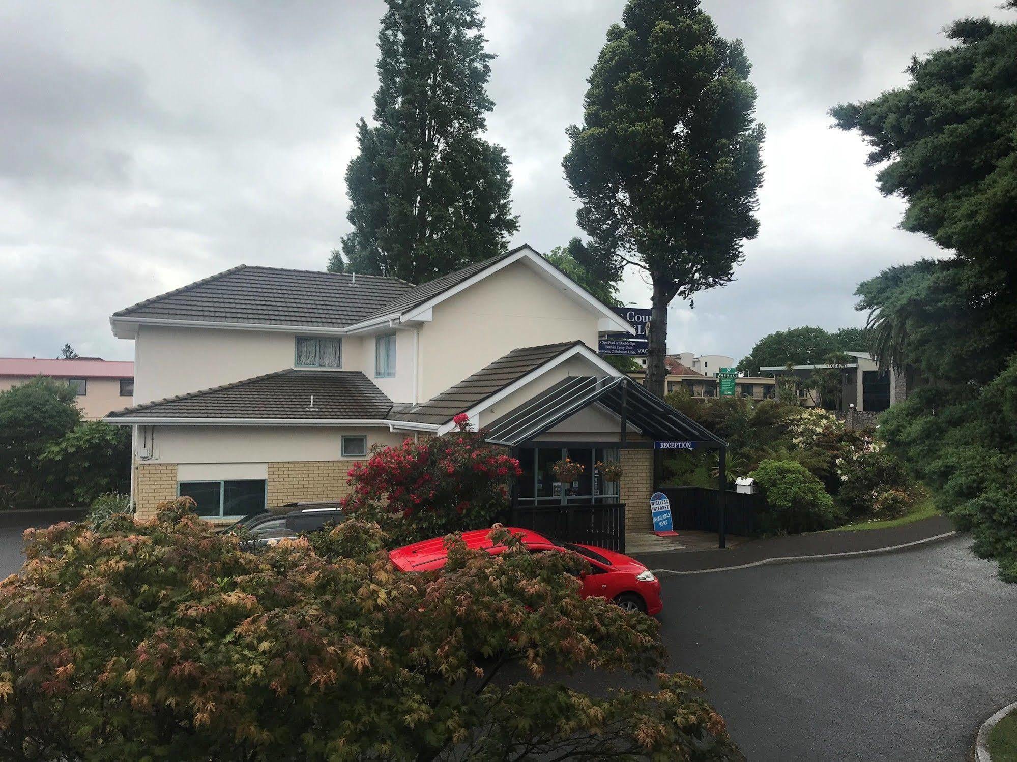 Fenton Court Motel Rotorua Exteriör bild